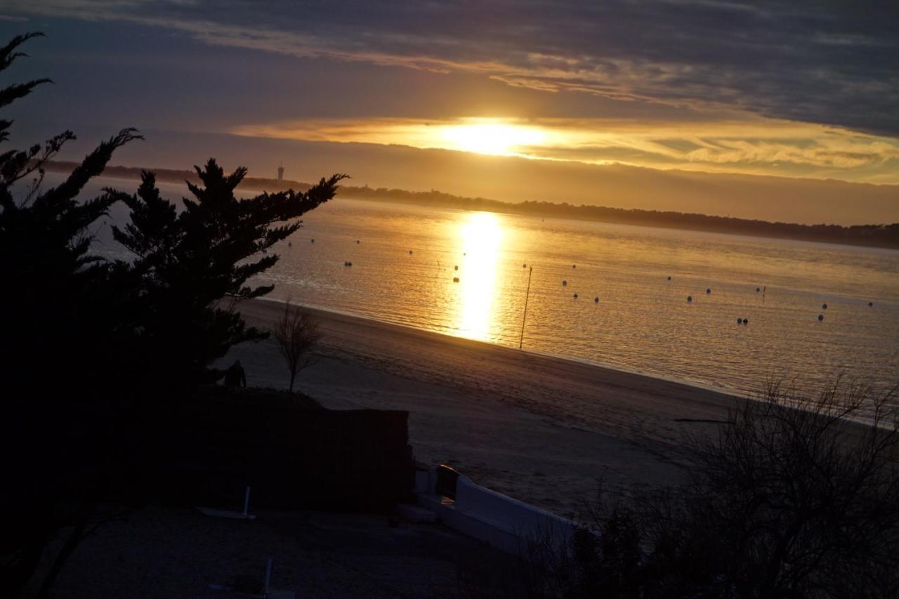 Appartement Arcachon Perreire Premiere Ligne Les Pieds Dans L Eau Vue Magnifique Sur Le Bassin Exteriör bild